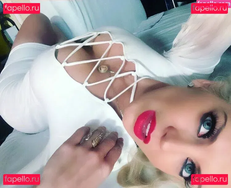 Isabel Madow Onlyfans Photo Gallery 