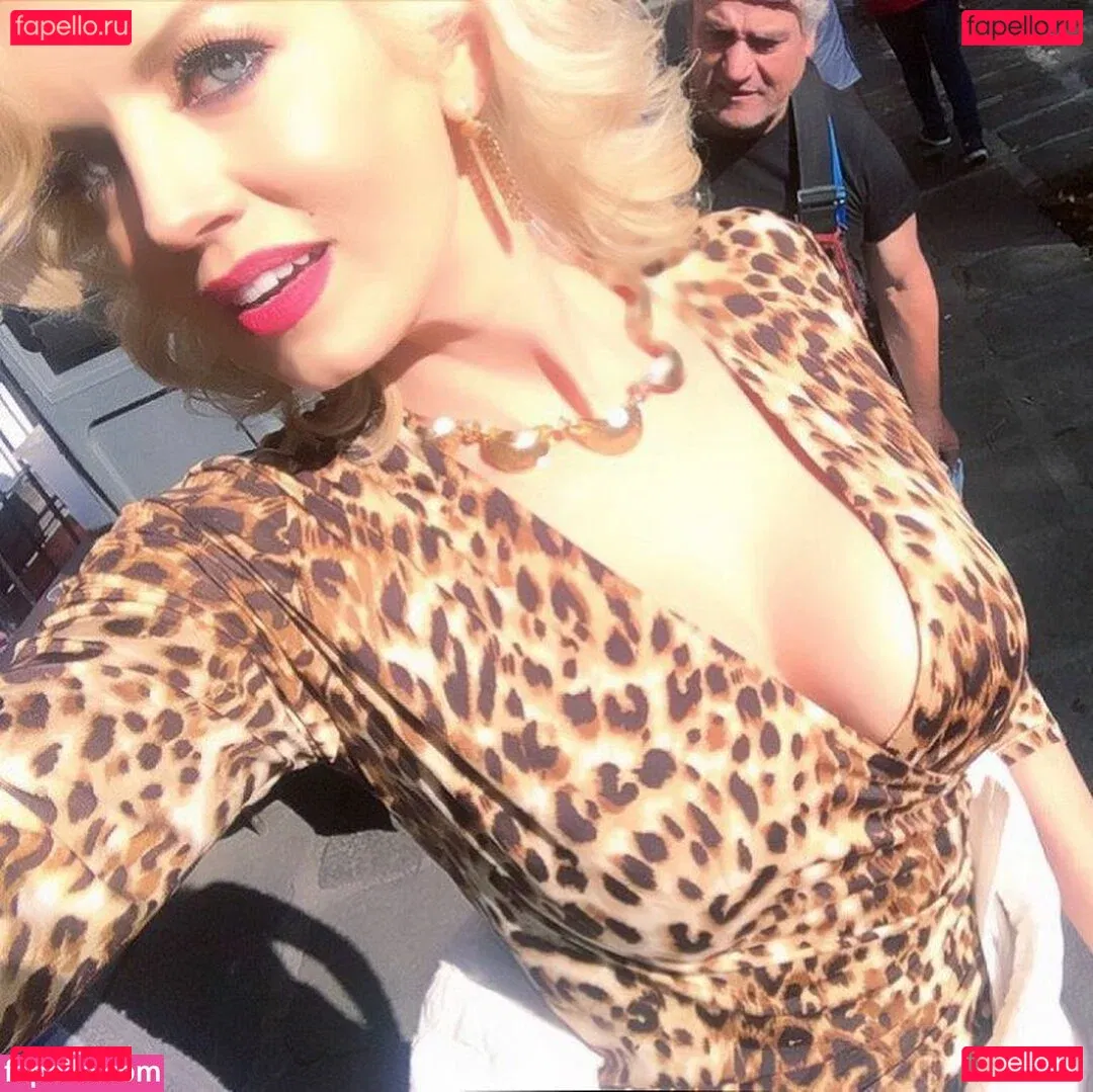 Isabel Madow Onlyfans Photo Gallery 