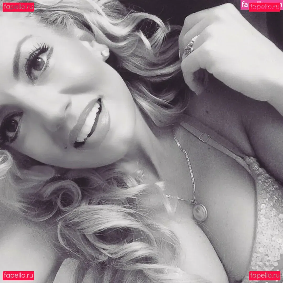 Isabel Madow Onlyfans Photo Gallery 