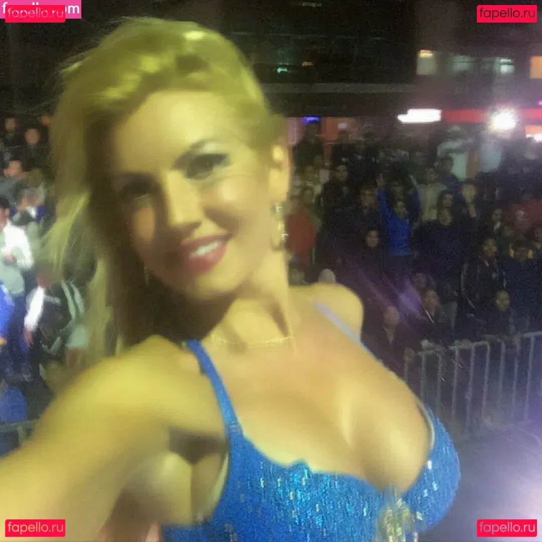 Isabel Madow Onlyfans Photo Gallery 