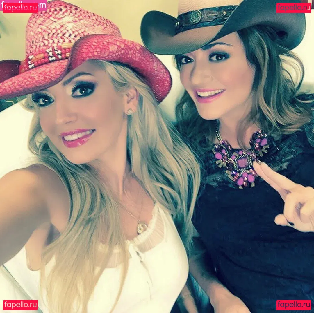 Isabel Madow Onlyfans Photo Gallery 