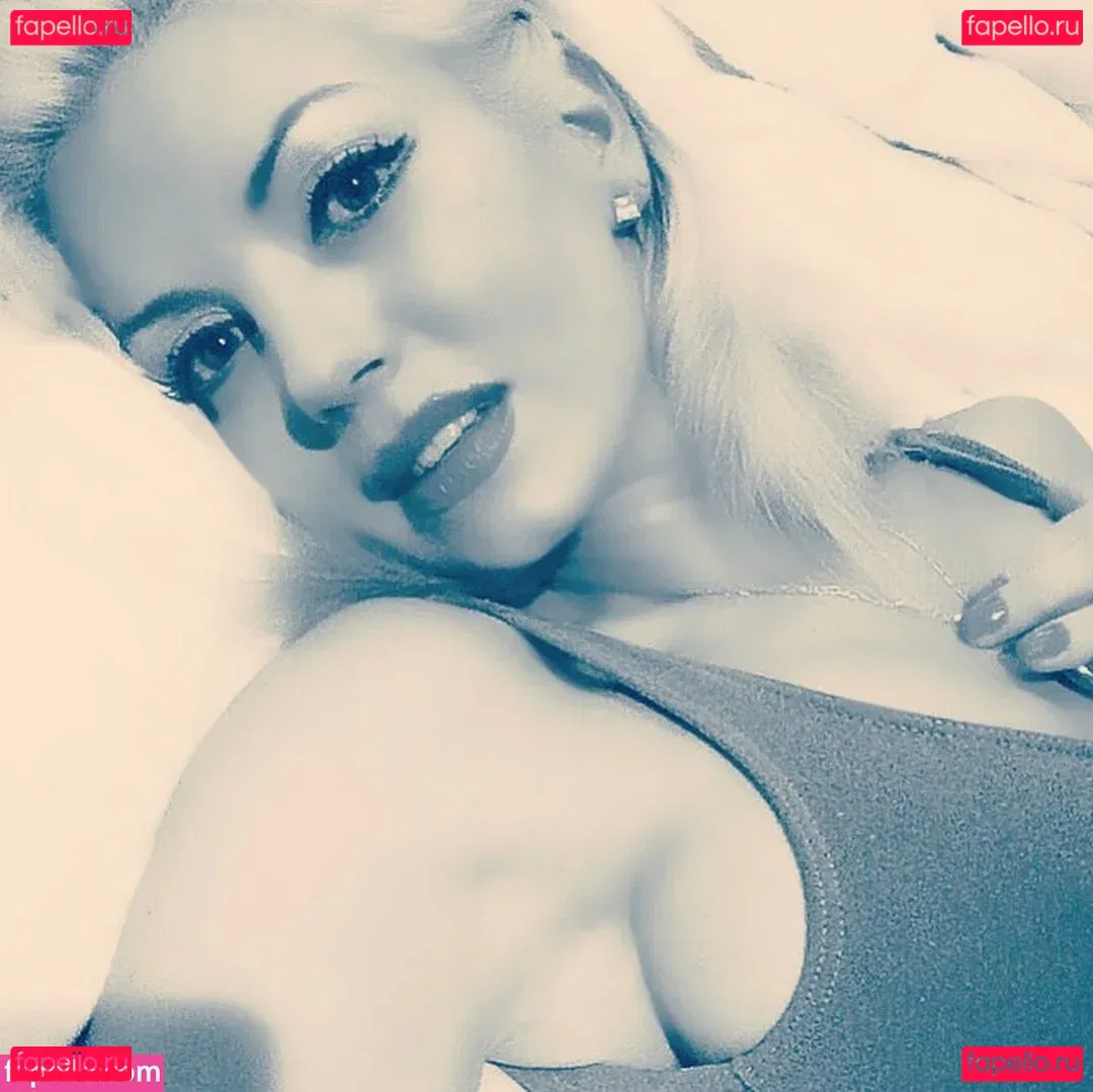 Isabel Madow Onlyfans Photo Gallery 