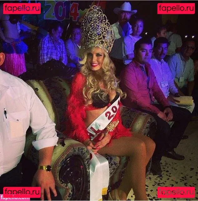 Isabel Madow Onlyfans Photo Gallery 