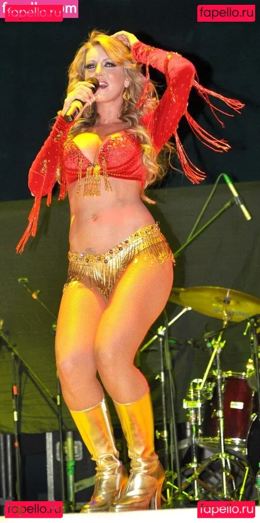 Isabel Madow Onlyfans Photo Gallery 