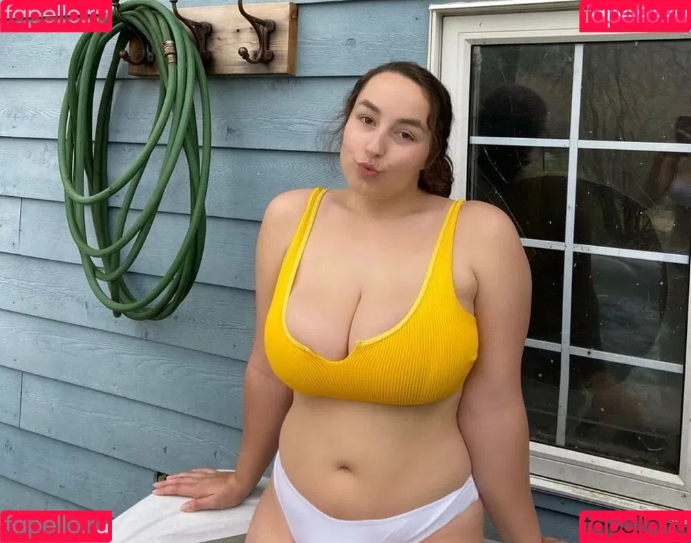 Lexi Thomas Onlyfans Photo Gallery 