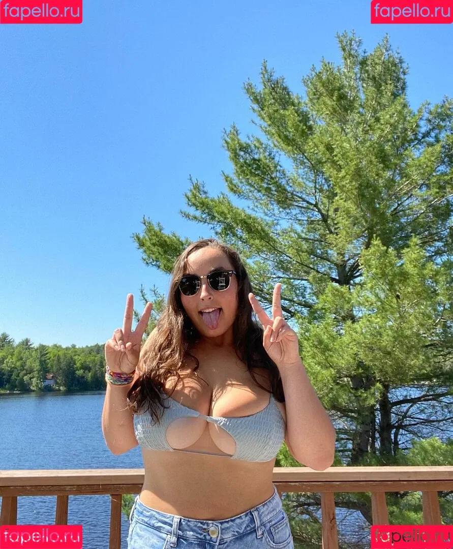 Lexi Thomas Onlyfans Photo Gallery 