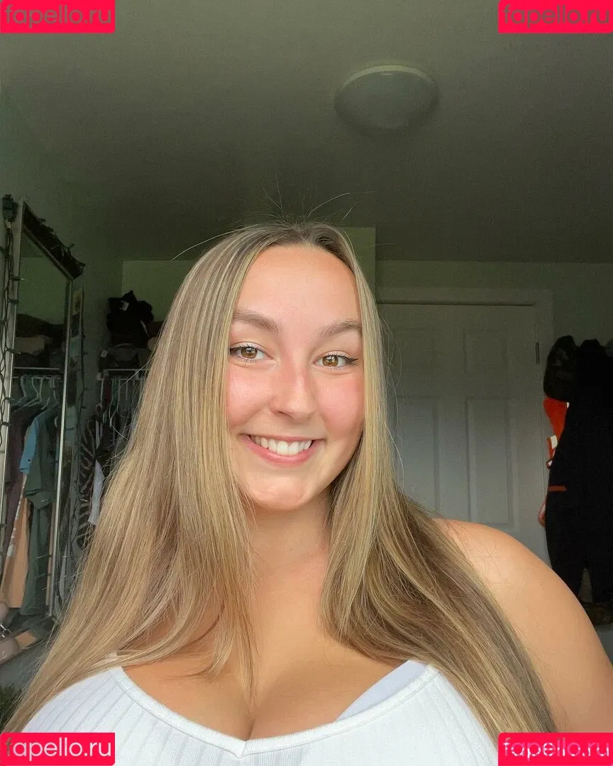 Lexi Thomas Onlyfans Photo Gallery 