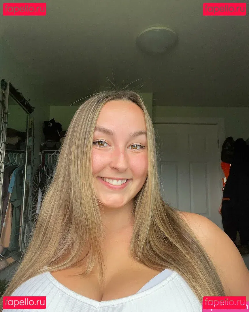 Lexi Thomas Onlyfans Photo Gallery 