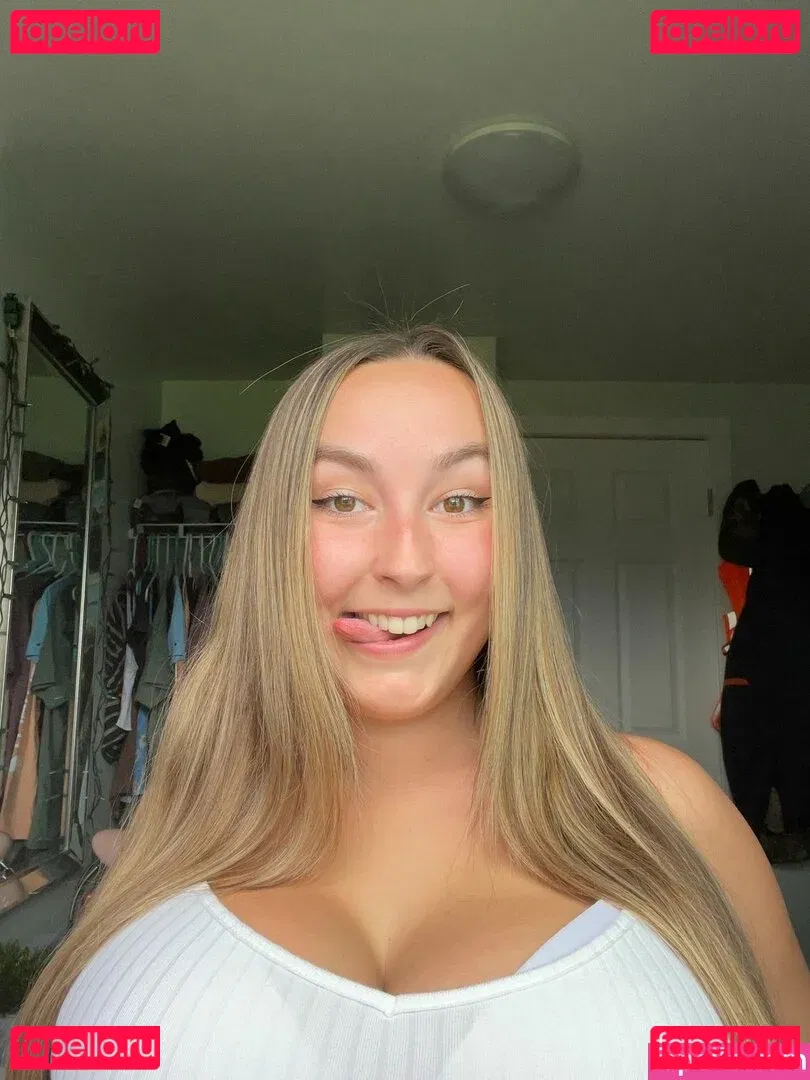 Lexi Thomas Onlyfans Photo Gallery 