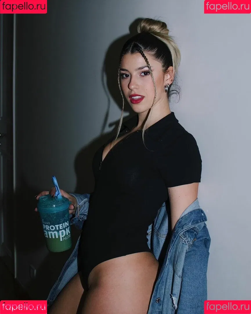Valentina Legaria Onlyfans Photo Gallery 