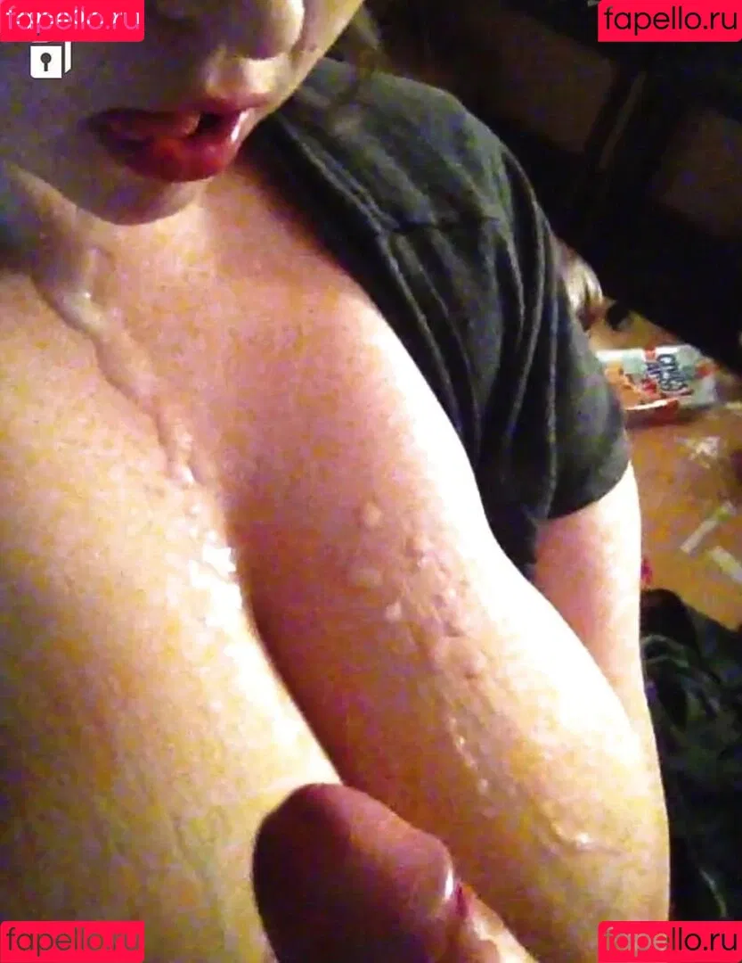RainIsWet Onlyfans Photo Gallery 