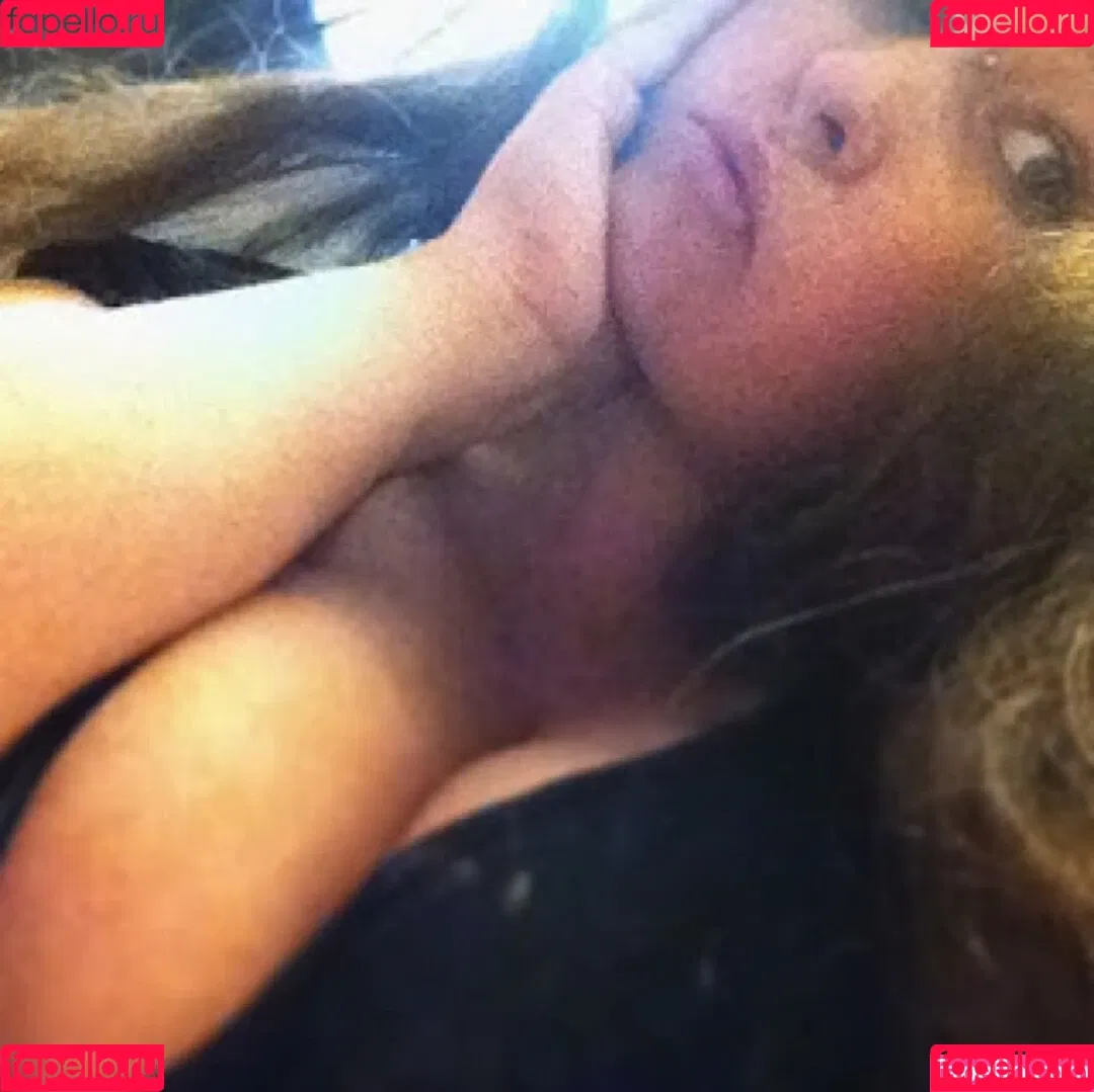 RainIsWet Onlyfans Photo Gallery 