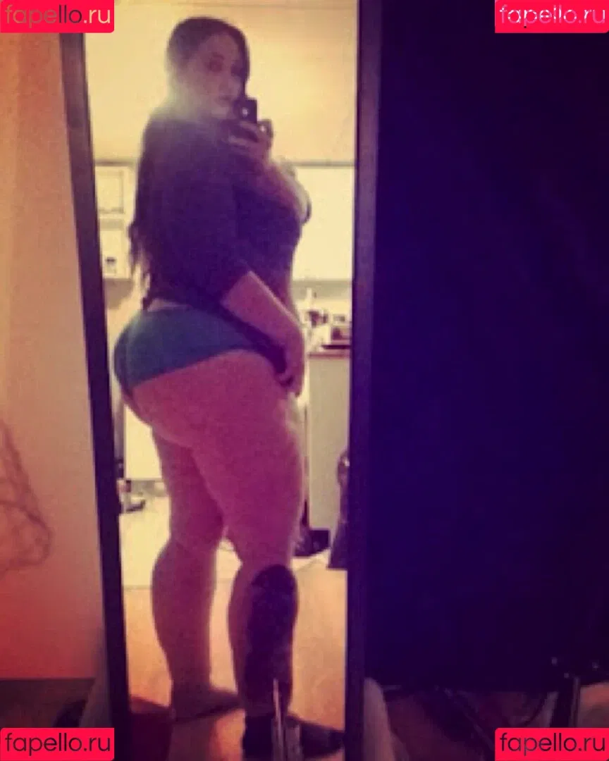 RainIsWet Onlyfans Photo Gallery 