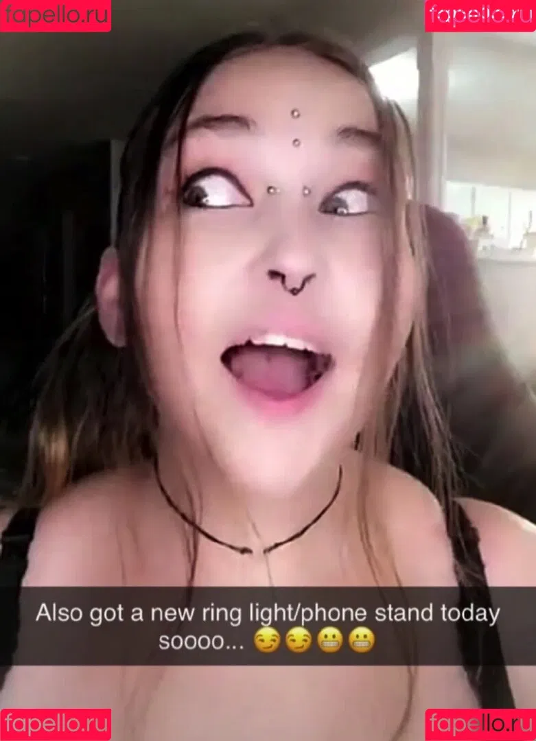 RainIsWet Onlyfans Photo Gallery 