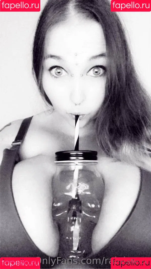 RainIsWet Onlyfans Photo Gallery 
