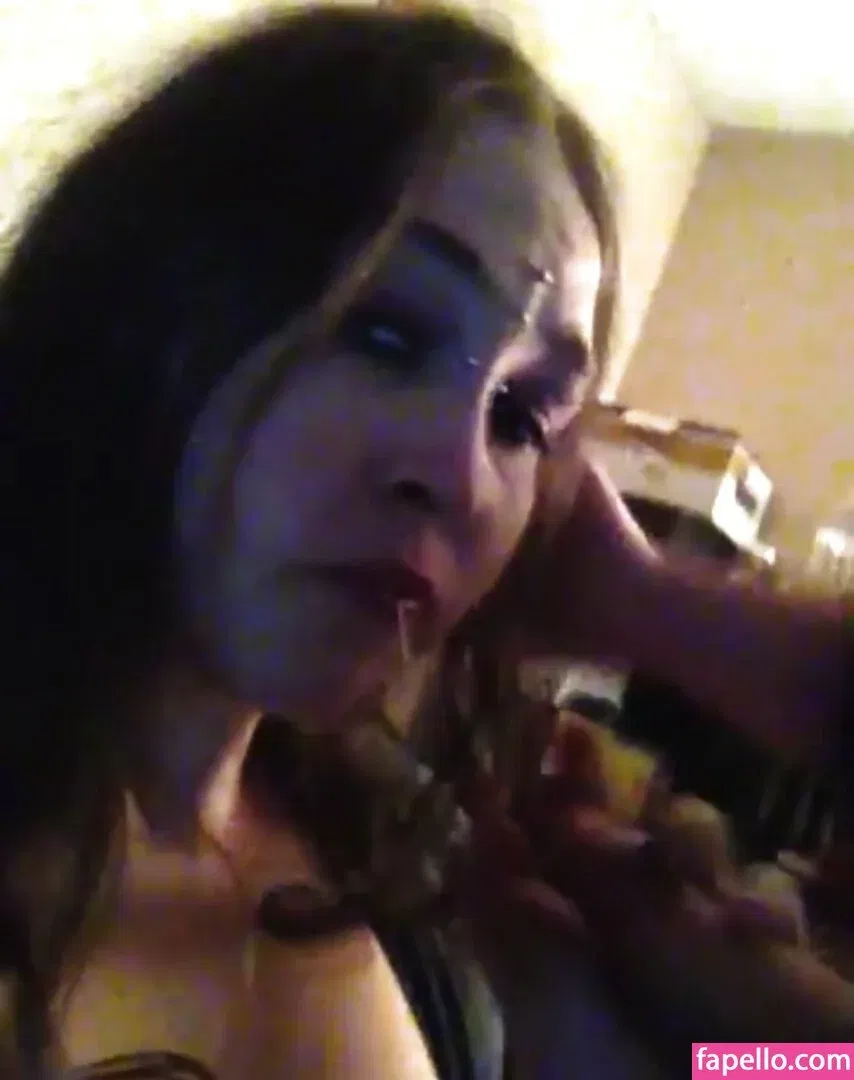 RainIsWet Onlyfans Photo Gallery 