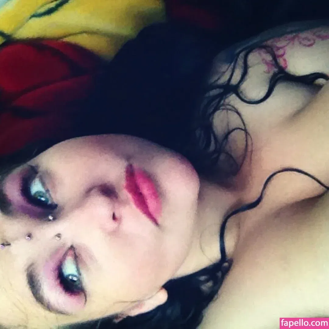 RainIsWet Onlyfans Photo Gallery 