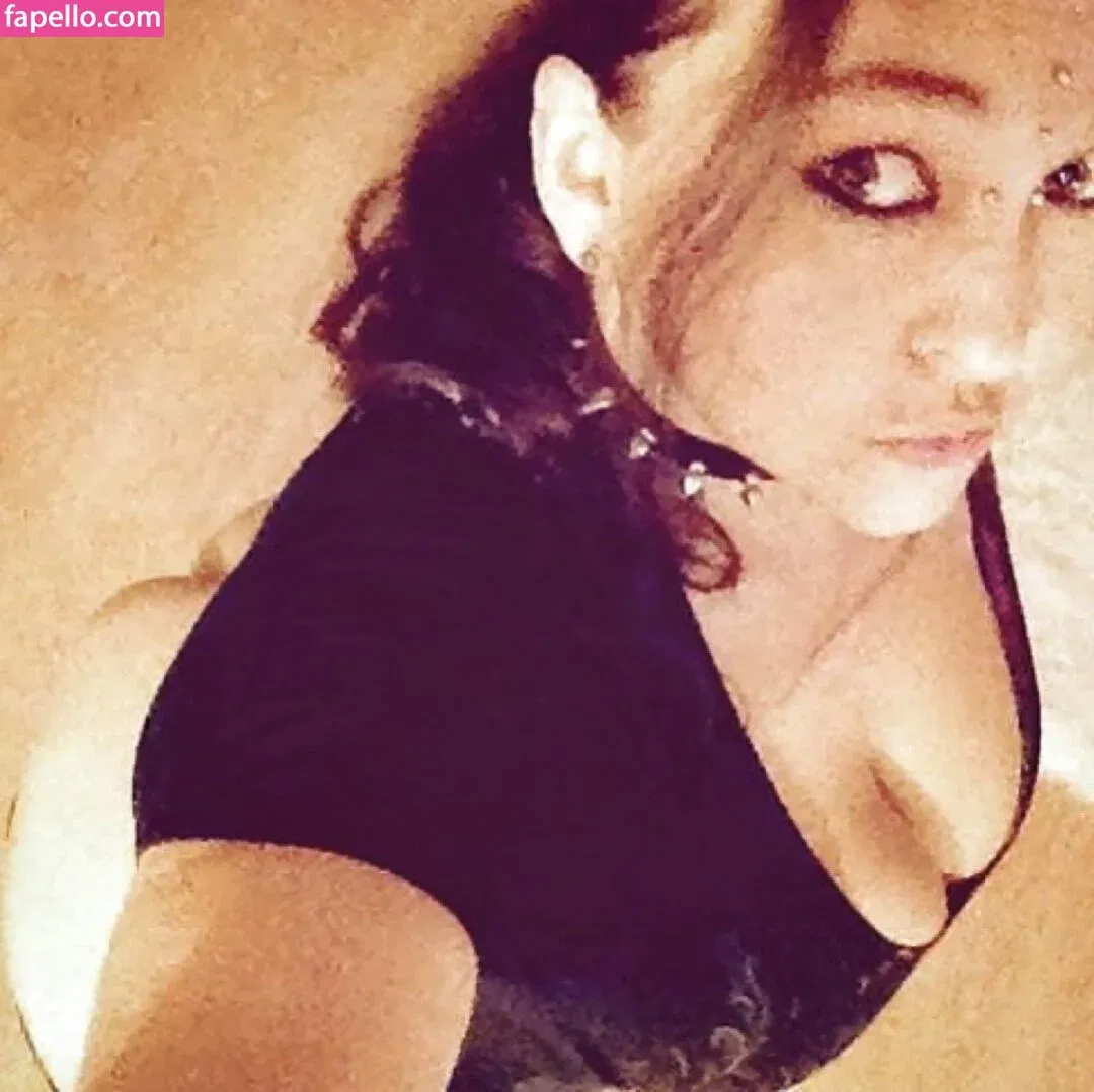 RainIsWet Onlyfans Photo Gallery 