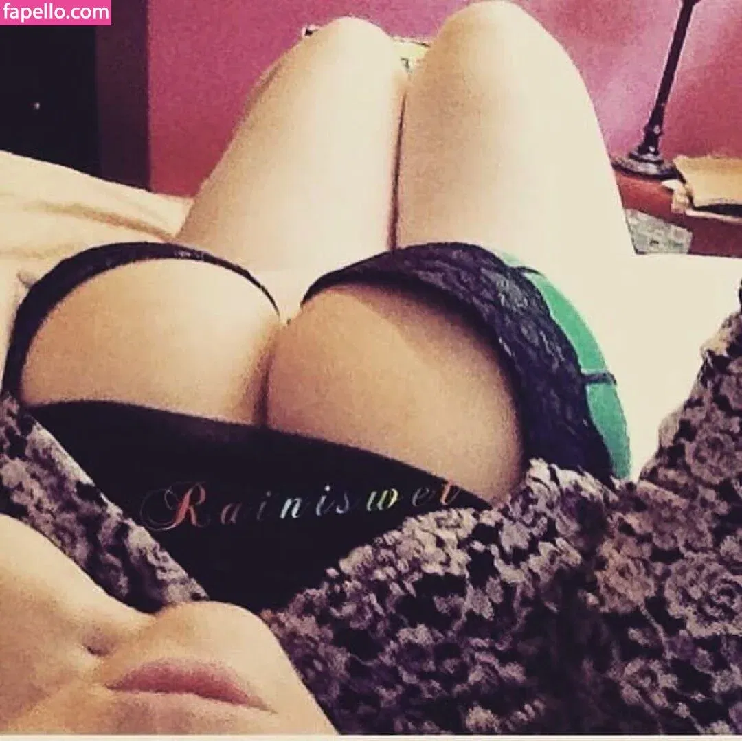 RainIsWet Onlyfans Photo Gallery 