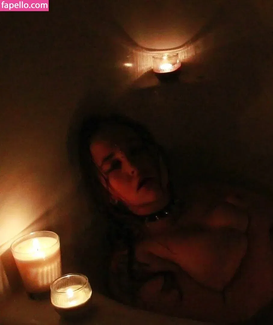 RainIsWet Onlyfans Photo Gallery 