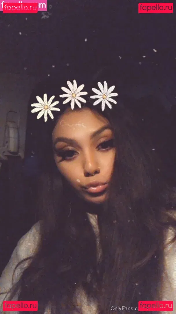 queencurls Onlyfans Photo Gallery 