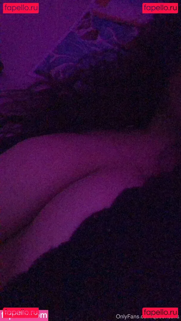 queencurls Onlyfans Photo Gallery 