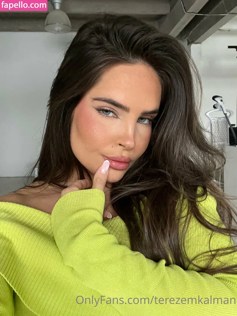 Zoë Tereze Onlyfans Photo Gallery 