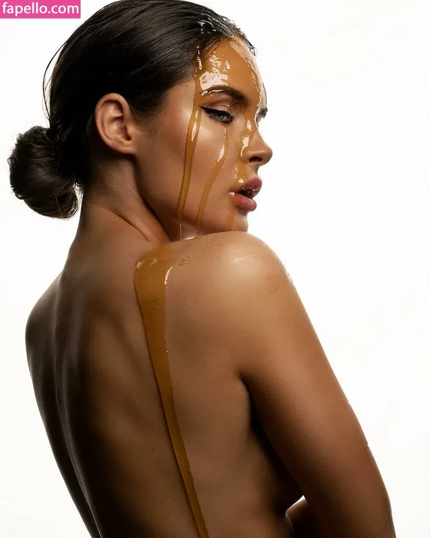 Zoë Tereze Onlyfans Photo Gallery 