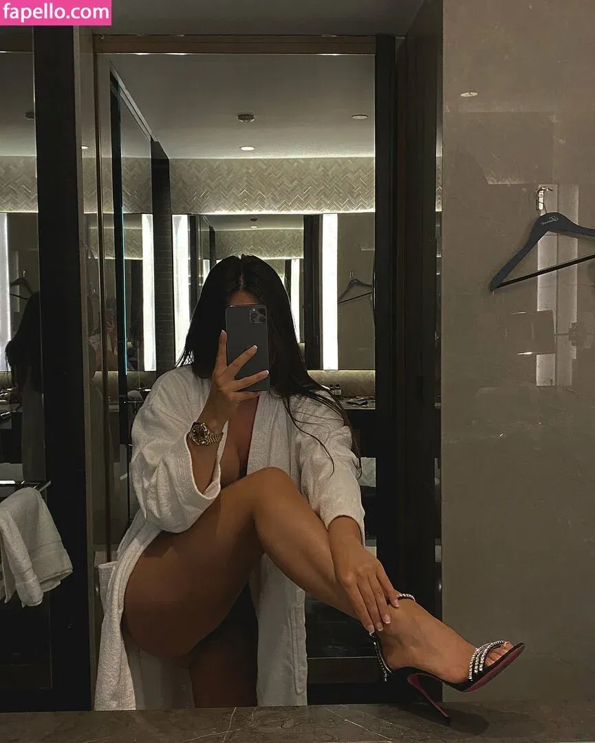 Zoë Tereze Onlyfans Photo Gallery 