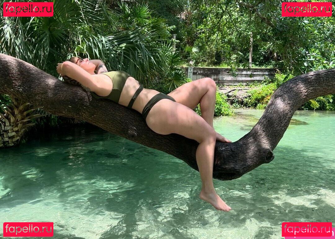 Pockets4bees / little_pockets210 Nude Onlyfans Photo 23