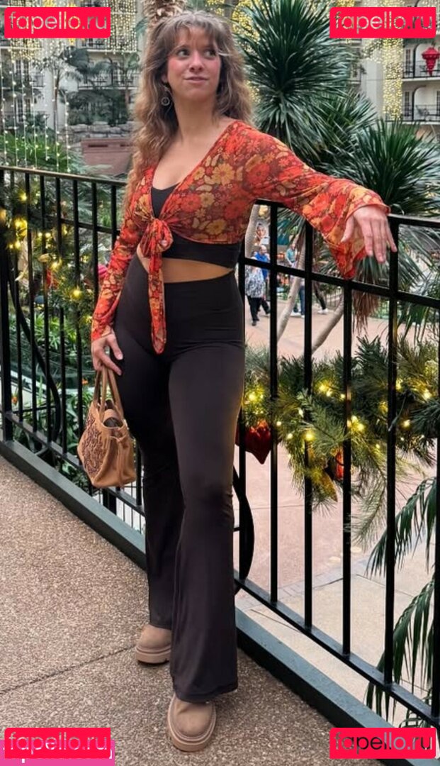 Pockets4bees / little_pockets210 Nude Onlyfans Photo 17