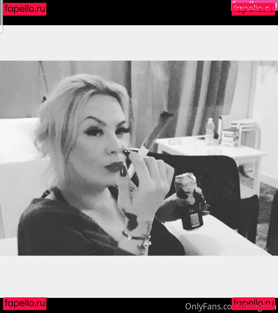 mingnaa Onlyfans Photo Gallery 