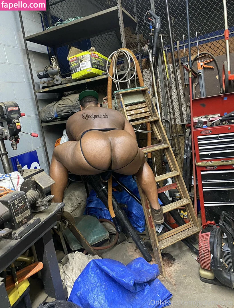 jodymuscle Onlyfans Photo Gallery 