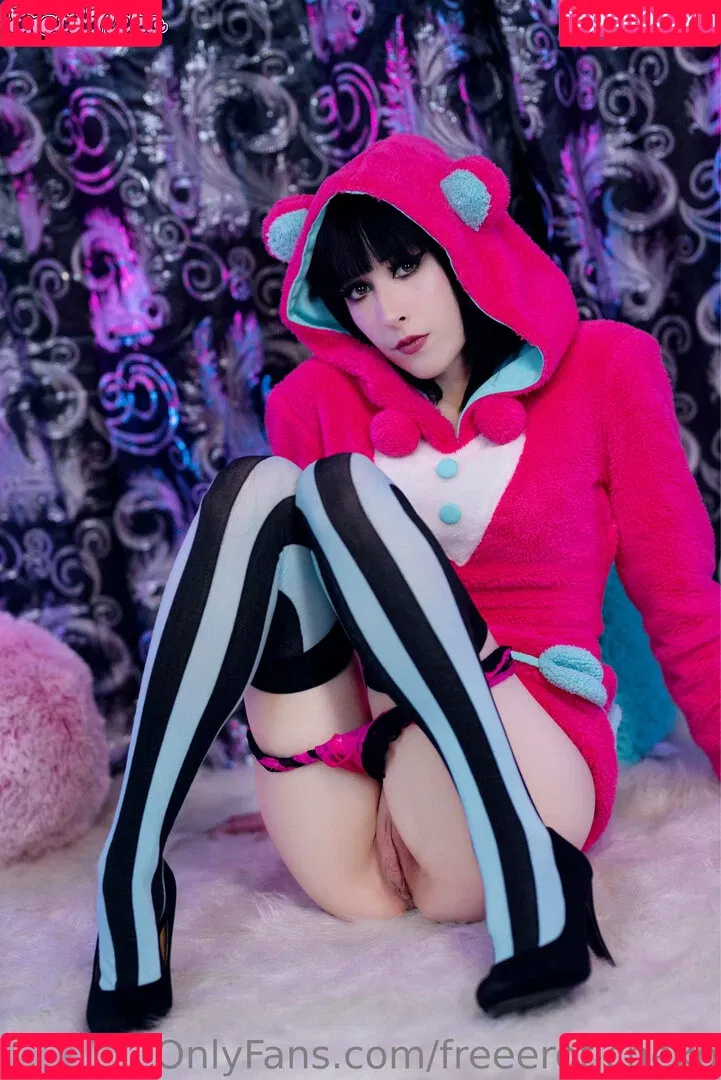 Eroticneko Onlyfans Photo Gallery 
