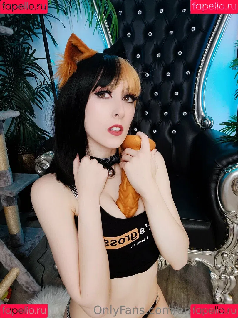 Eroticneko Onlyfans Photo Gallery 
