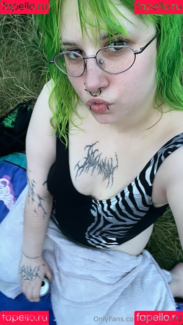 suicidyalice Onlyfans Photo Gallery 