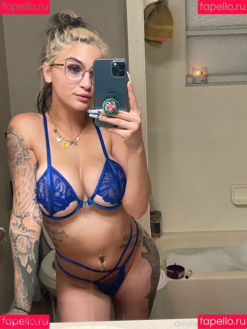 VIPKay Onlyfans Photo Gallery 