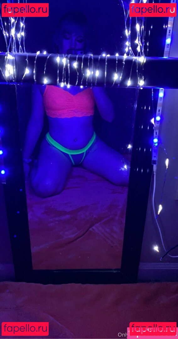 indierose0 / itstheindierose Onlyfans Photo Gallery 