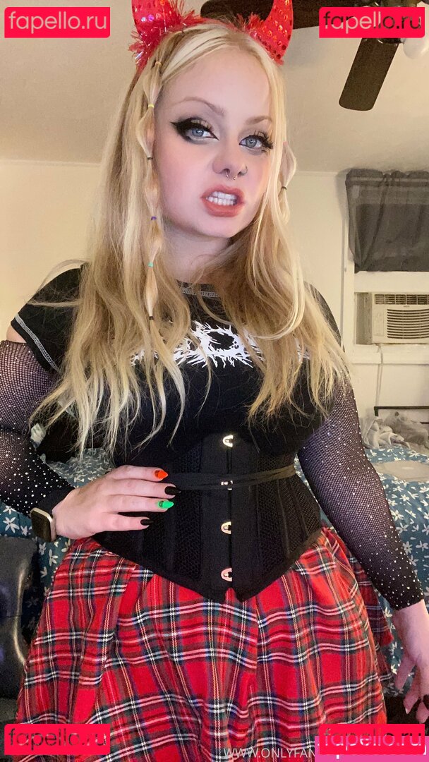 so_totally / sototally Nude Onlyfans Photo 50