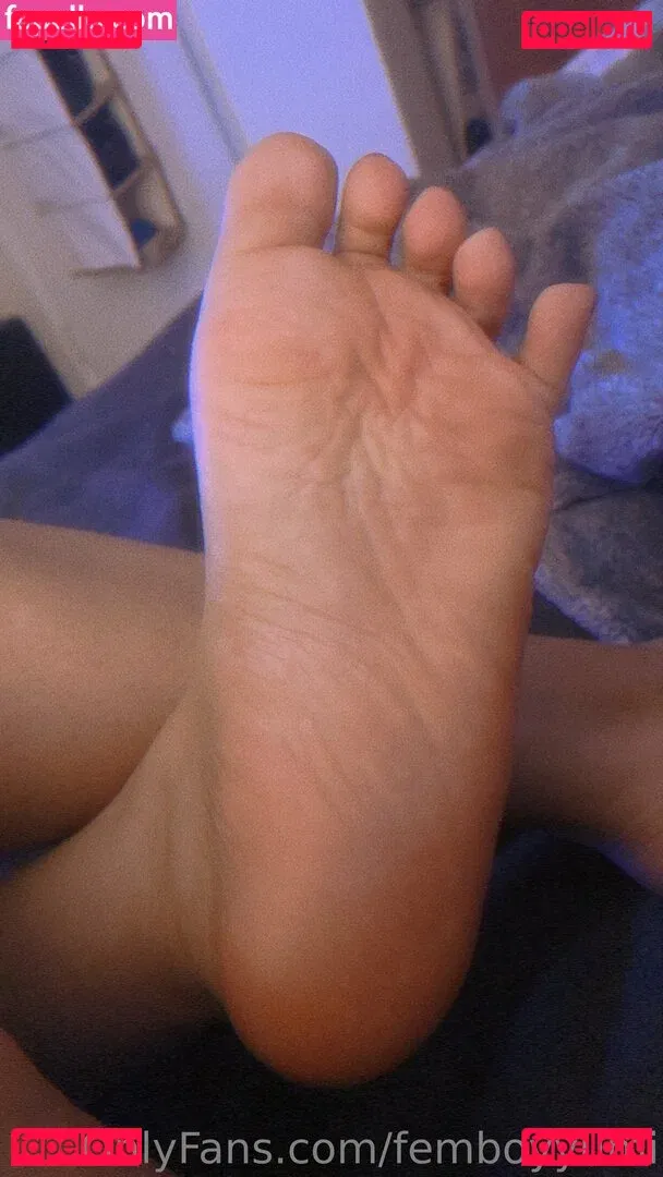 femboyyumi Onlyfans Photo Gallery 