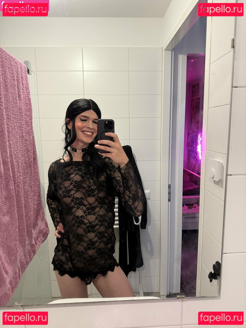 goth_gal / Nude Onlyfans Photo 9