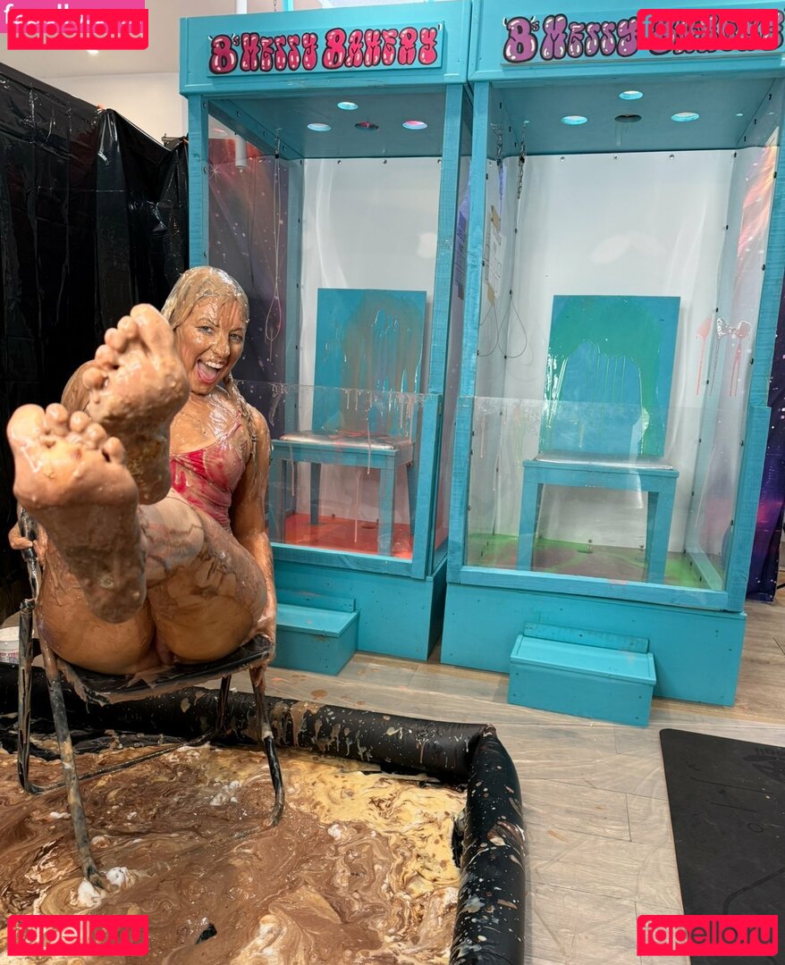 Bsmessybakery / bsmessybakery2 Onlyfans Photo Gallery 