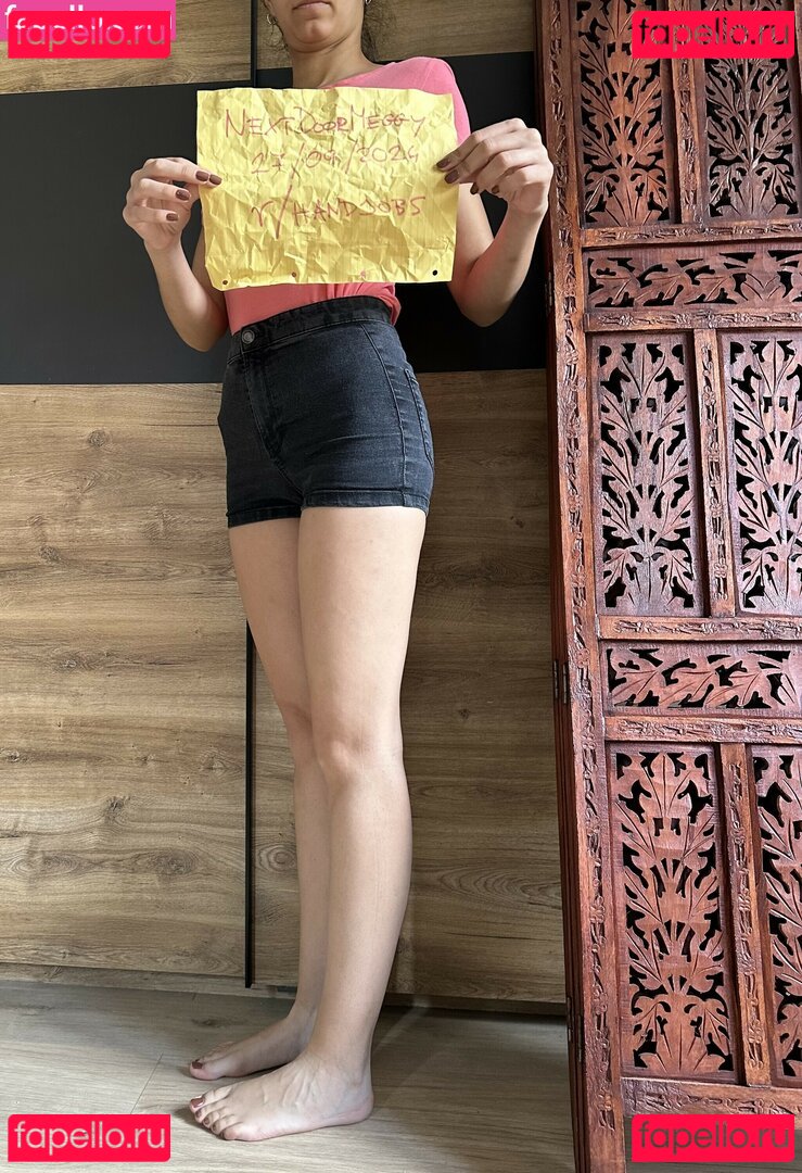 NextDoorMeggy / nextdoormeggyx Nude Onlyfans Photo 14