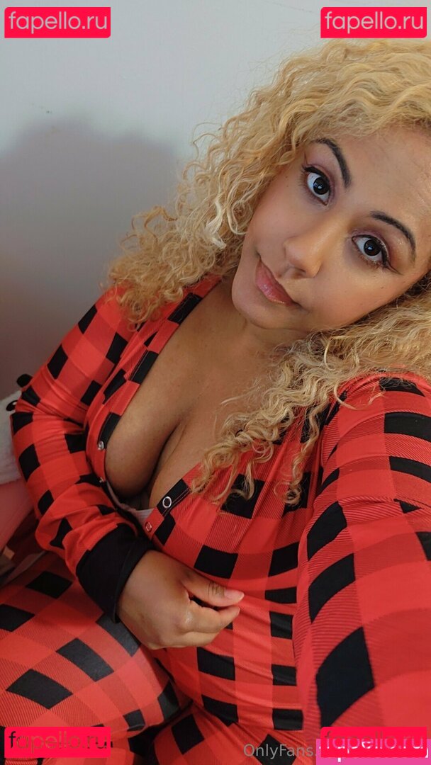 alicepika Onlyfans Photo Gallery 