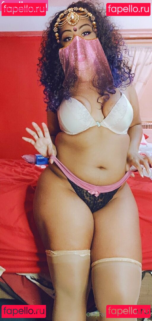 alicepika Onlyfans Photo Gallery 