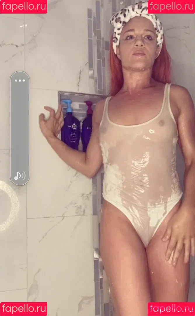 Felice Herrig Onlyfans Photo Gallery 