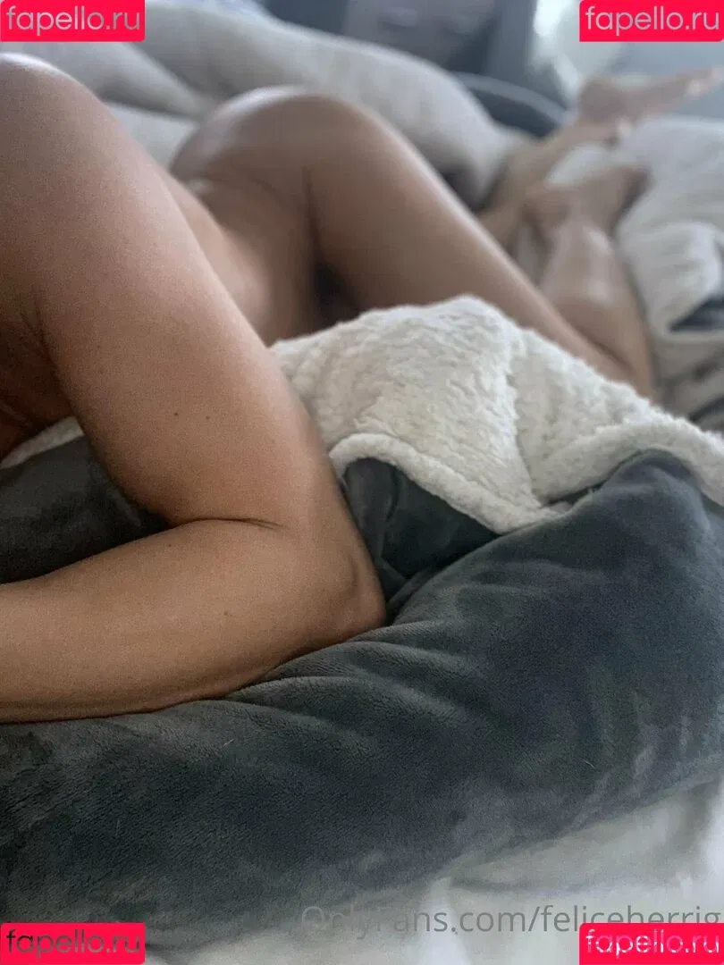 Felice Herrig Onlyfans Photo Gallery 