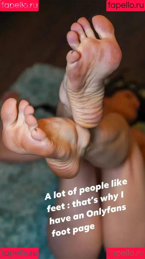 Felice Herrig Onlyfans Photo Gallery 