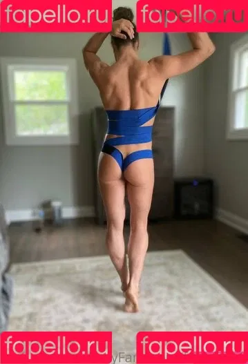 Felice Herrig Onlyfans Photo Gallery 