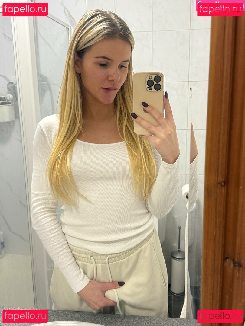 TSBritneySpears / Trans Britney Spears / transbritneyspears / tsbritney Onlyfans Photo Gallery 